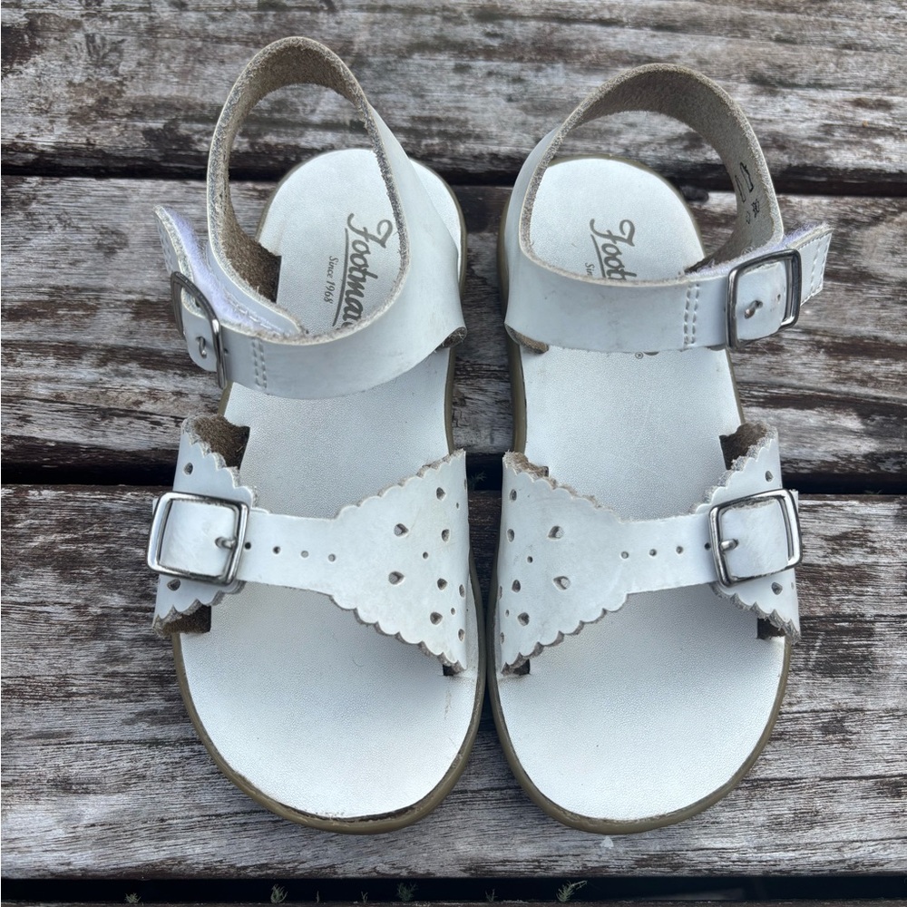 Footmates Eco-Ariel Sweetheart Sandals in White - Girls 11